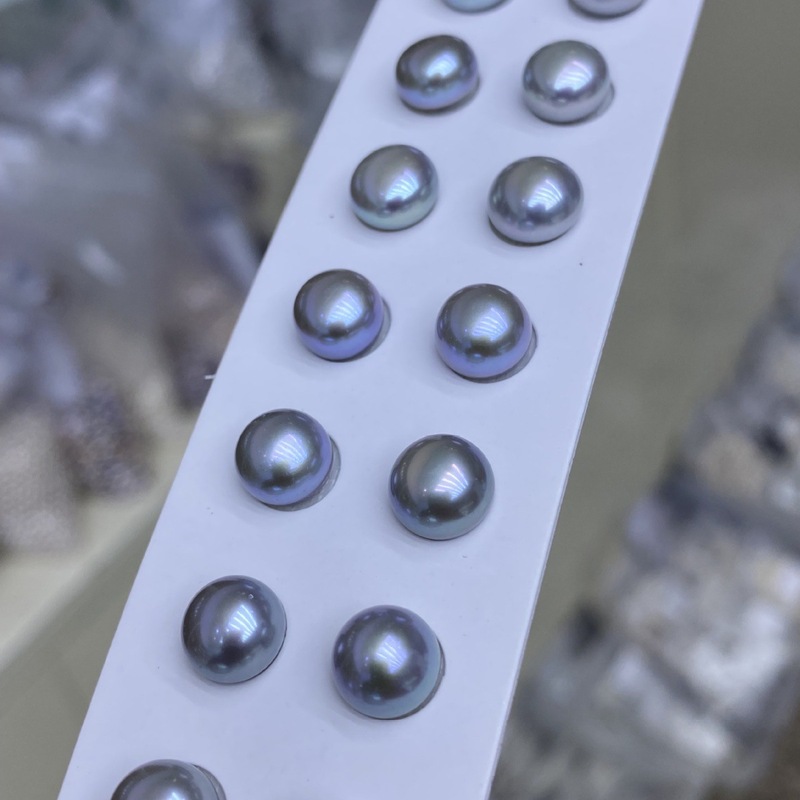 Natural fresh water Zhenduo hemp silver gray blue round steamed bun pearl bright light earrings S925 silver needle temperament versatile earrings