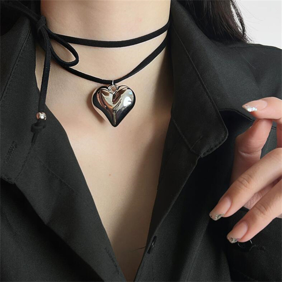 Song Hye Kyo's same style adjustable velvet belt beaded love pendant necklace bow clavicle chain niche hot girl neck necklace