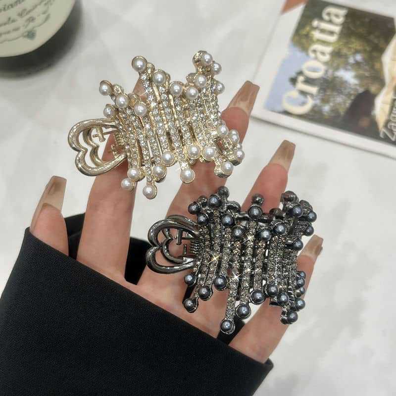 Sweet and cool girl irregular high ponytail grabber 2024 new high-end hairpin headwear temperament hairpin on the back of the head