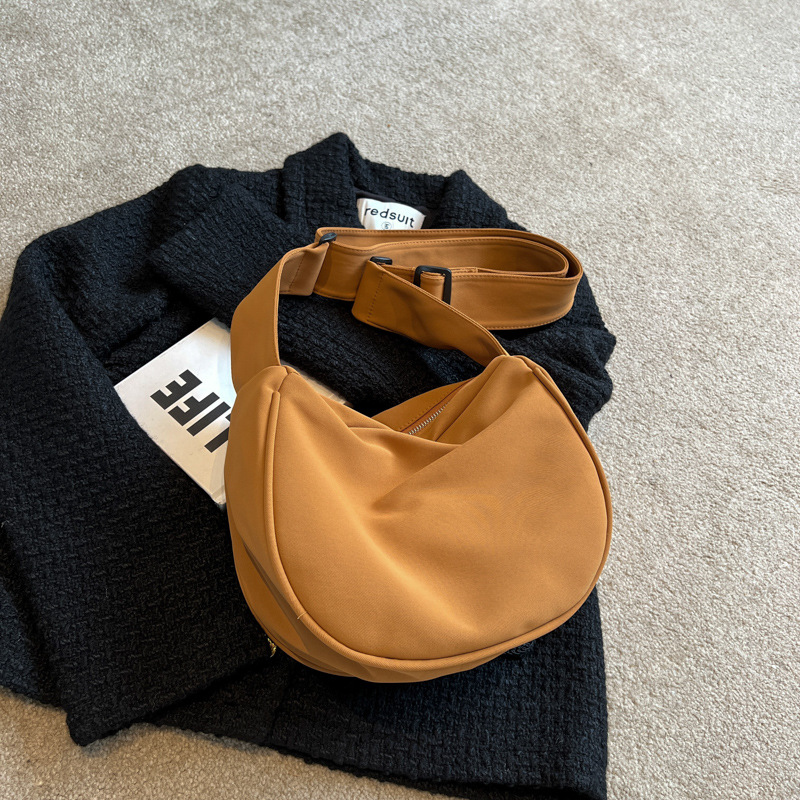 Solid color fabric trendy personality daily commuting simple women's bag shoulder bag crossbody bag new women's bag