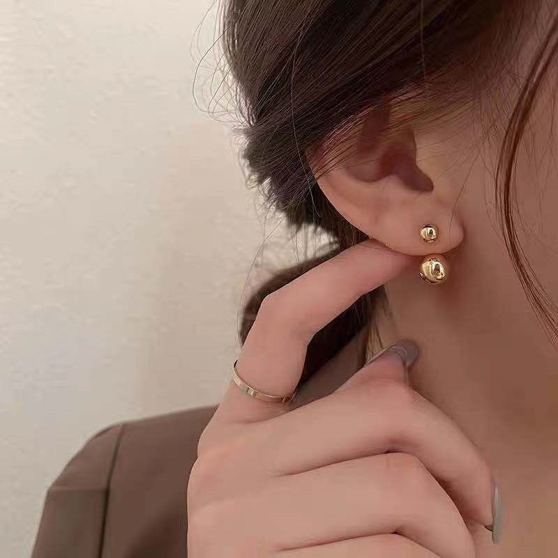 Korean retro earrings for women, light luxury, high-end earrings, new niche design, temperament earrings wholesale