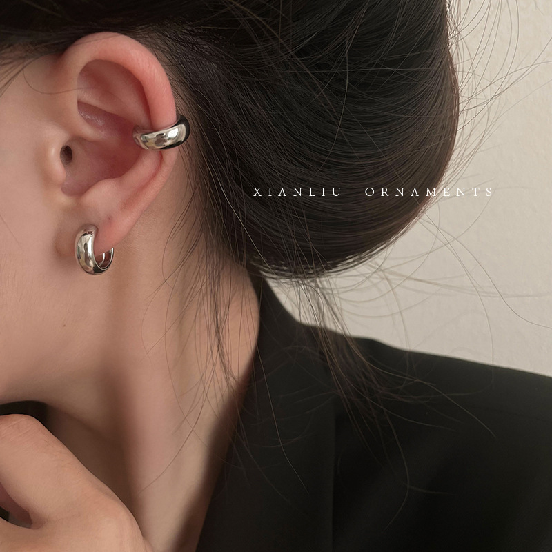 Mosquito coiled ear clips feel light luxury niche ear bone clips for women without pierced ears new style simple temperament earrings