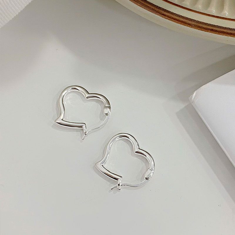Ganjia S925 sterling silver love earrings, simple and versatile, high-end, geometric lines, peach heart earrings, earrings, earrings for women