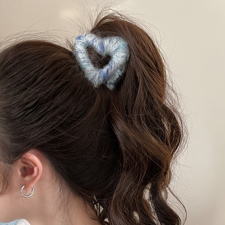 Love Wool Clip Women's Autumn and Winter High Ponytail Shark Clip Versatile High-end Headwear Trendy Plush Hair Accessory on the Back of the Head