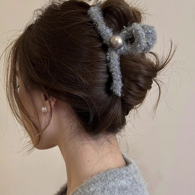New autumn and winter plush pearl clip women's large temperament high-end shark clip hair clip headwear back of the head
