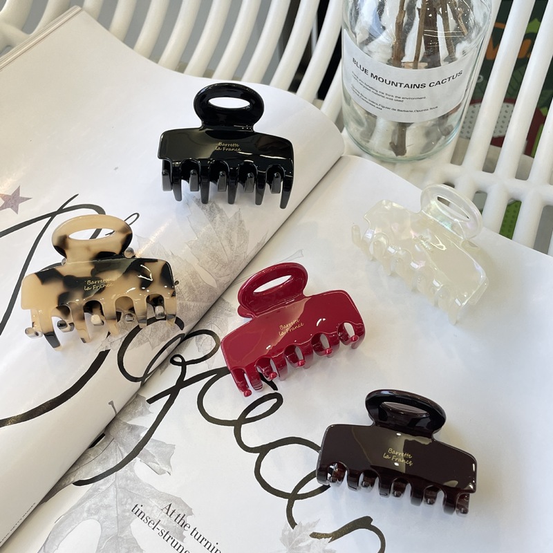 Korean version of the new acetic acid gripping clip, cute and sweet medium size square grip Maillard wind clip on the back of the head, shark clip hair accessory