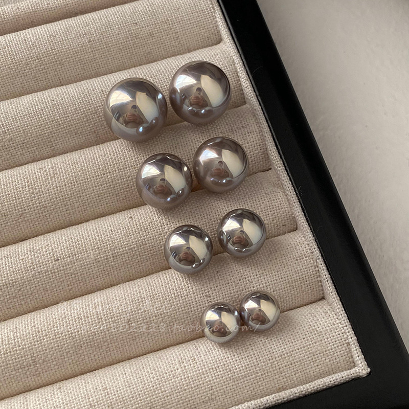 Shijia cold gray high-end glossy pearl earrings for women, light luxury temperament, high-end earrings, cold style earrings