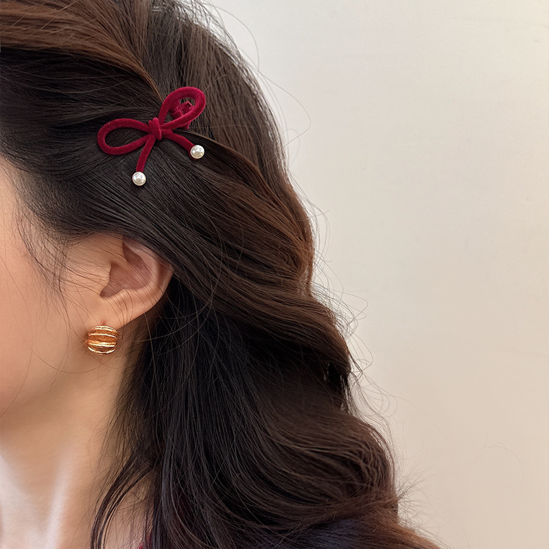 Flocking minor ~ Christmas red temperament bow broken hair clip autumn and winter retro duckbill clip new bangs clip