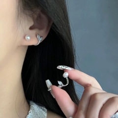 Douyin popular cat's eye stone fishtail s925 silver pearl earrings for women 2024 new high-end earrings versatile earrings