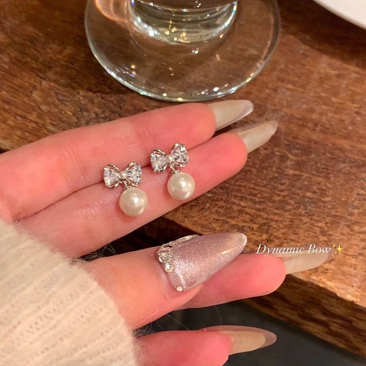 Bow Pearl Earrings Women's Light Luxury High-end Autumn and Winter Earrings New 2024 Hot Style Earrings No Piercing Ear Clips