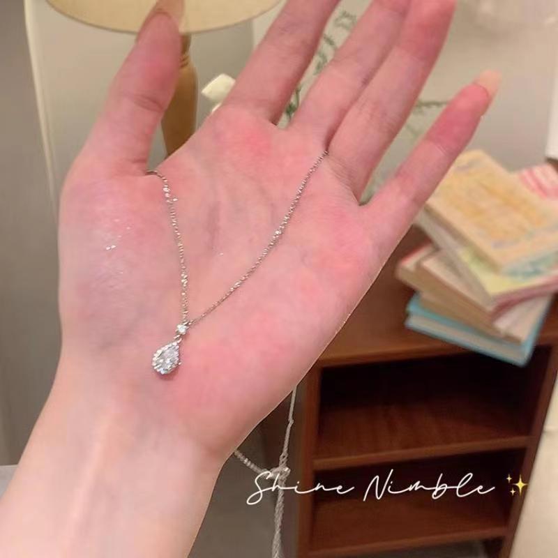Water drop necklace for women, anti-fading, anti-allergy, niche design, high-end bestie clavicle chain pendant, gift for girlfriend