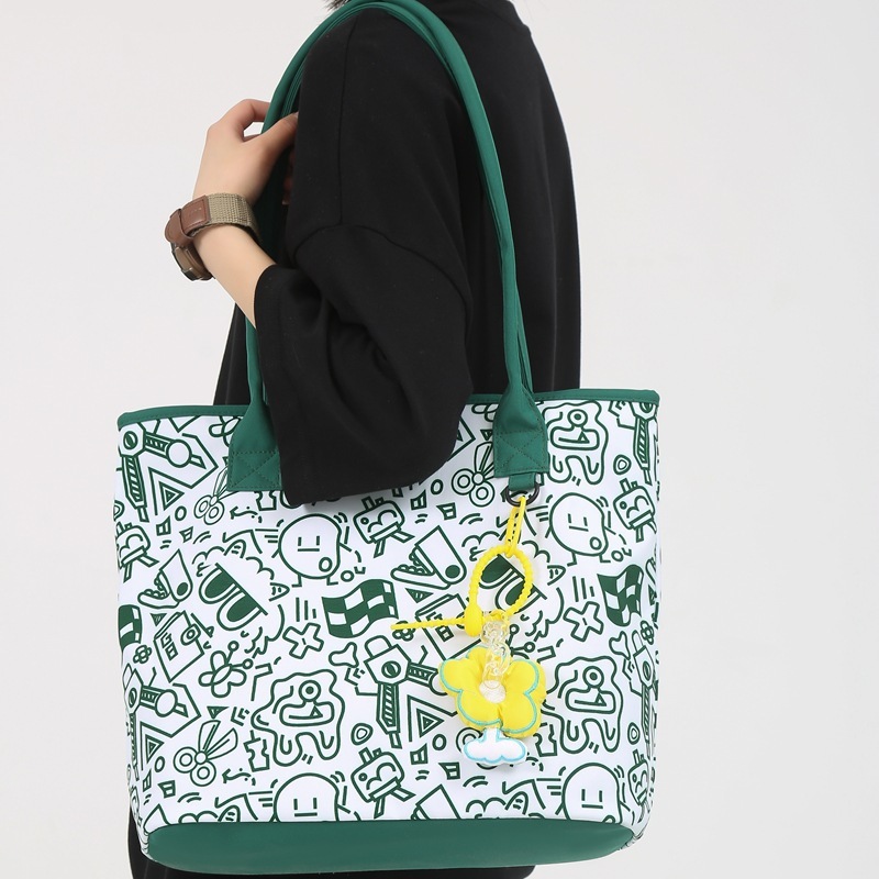 Korean ins niche Harajuku retro graffiti tote bag for students commuting to class large capacity versatile women's shoulder bag