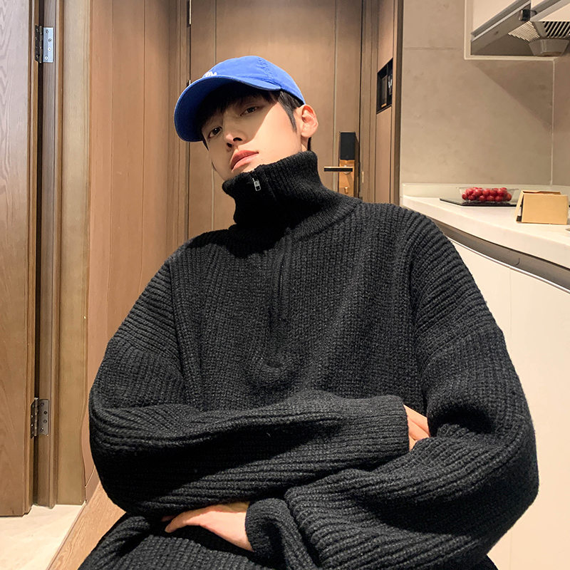 The data is very good. New autumn and winter high collar zipper high street niche retro sweaters and sweaters.
