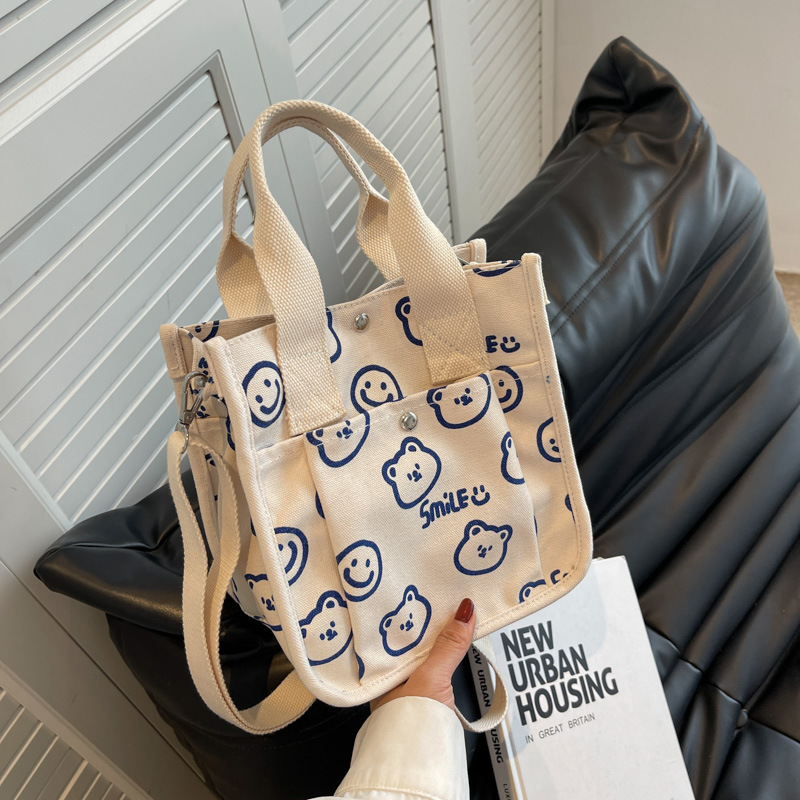 Large-capacity canvas bag for women autumn and winter 2024 new fashion cute handbag student class single shoulder crossbody bag