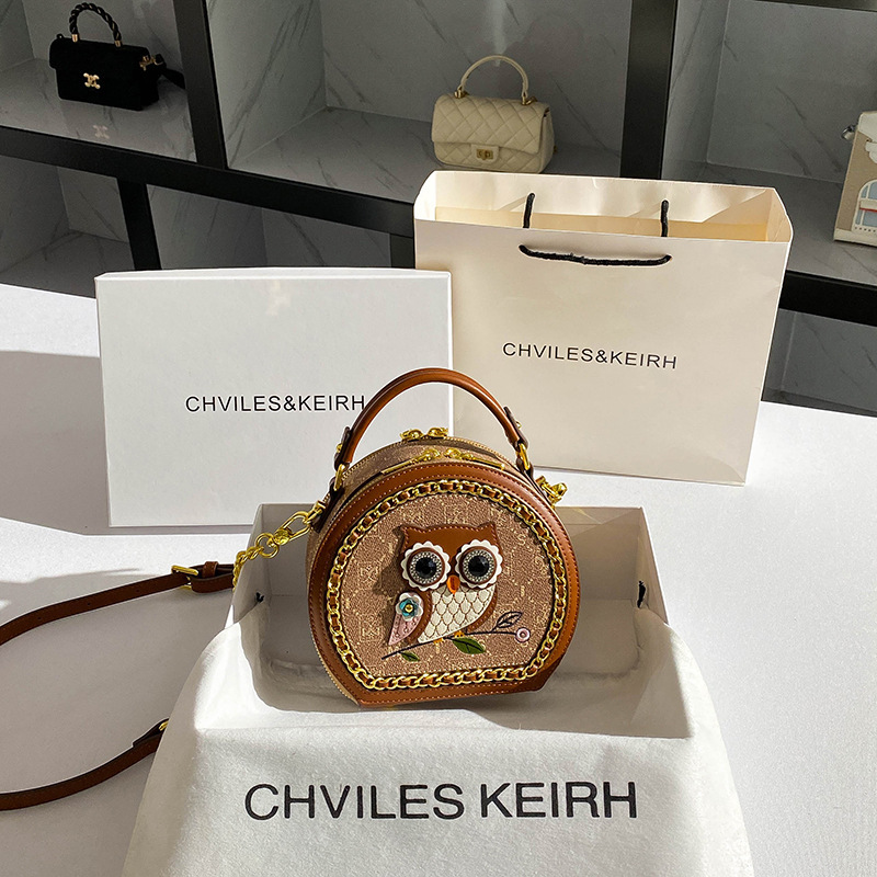 High-end niche owl round cake bag 2024 new retro heavy industry small round bag wholesale