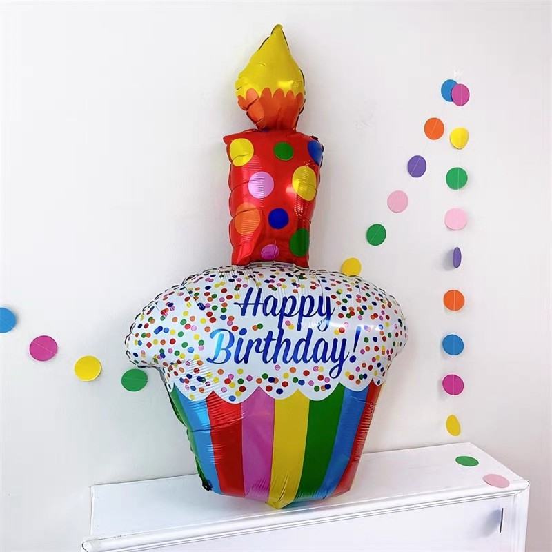 A variety of colorful candles, large three-layer color cake balloons, aluminum film balloons, children's birthday party party decorations