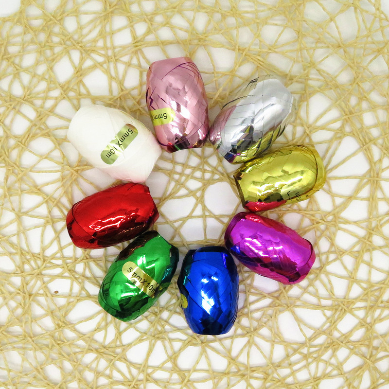 Manufacturer sells wedding and festival supplies, balloons, small ribbons, decorative accessories, aluminum film ribbons, cable ties, rugby balls 10 meters