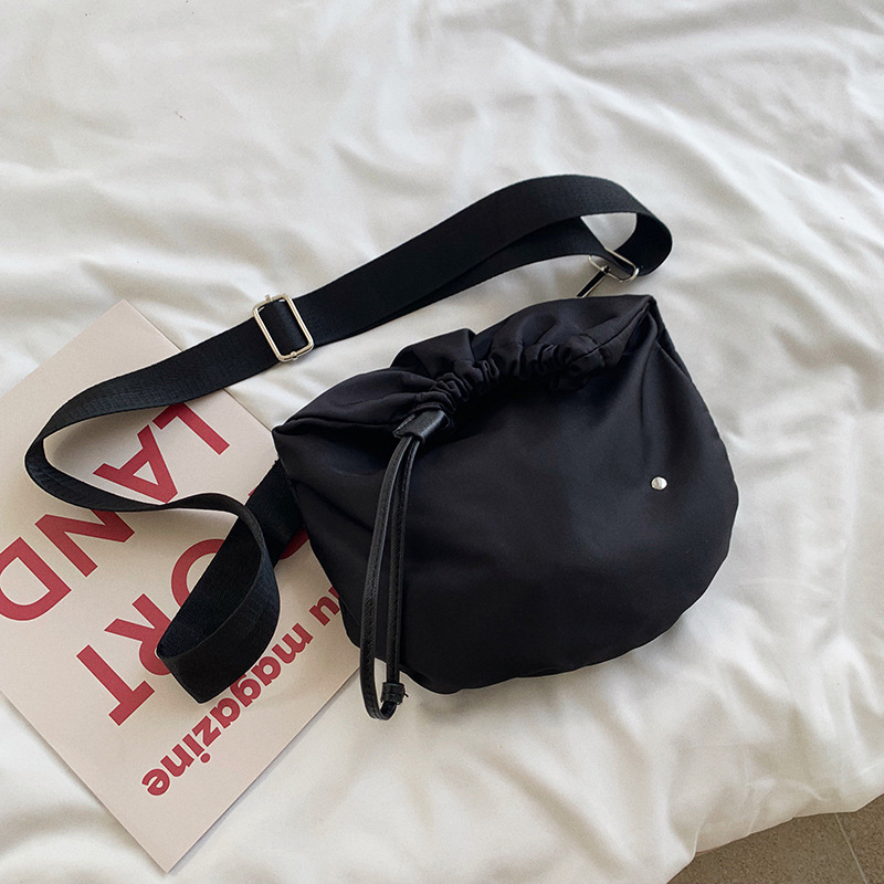 Korean style ins fried cool black square bag ulzzang drawstring thick shoulder strap soft shoulder bag crossbody bag for women