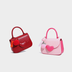 Light luxury trendy versatile love gift bag ins popular sweet and cool style small bag handheld small square bag women's bag