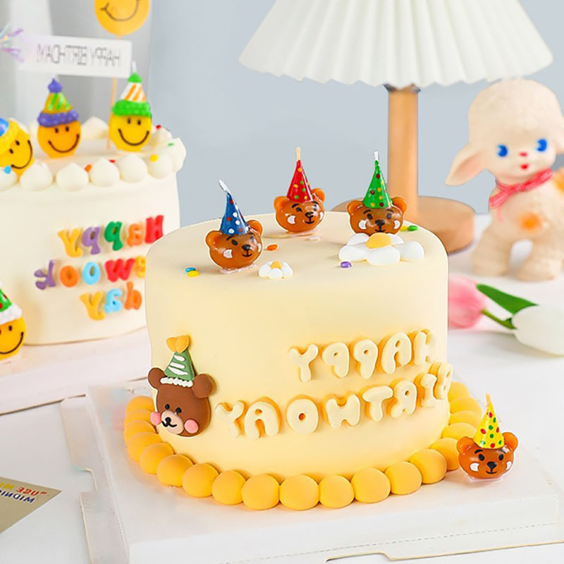 Children's Birthday Cake Decoration Cartoon Bear Birthday Candles Baking Decoration Hat Bear Cake Candles Wholesale