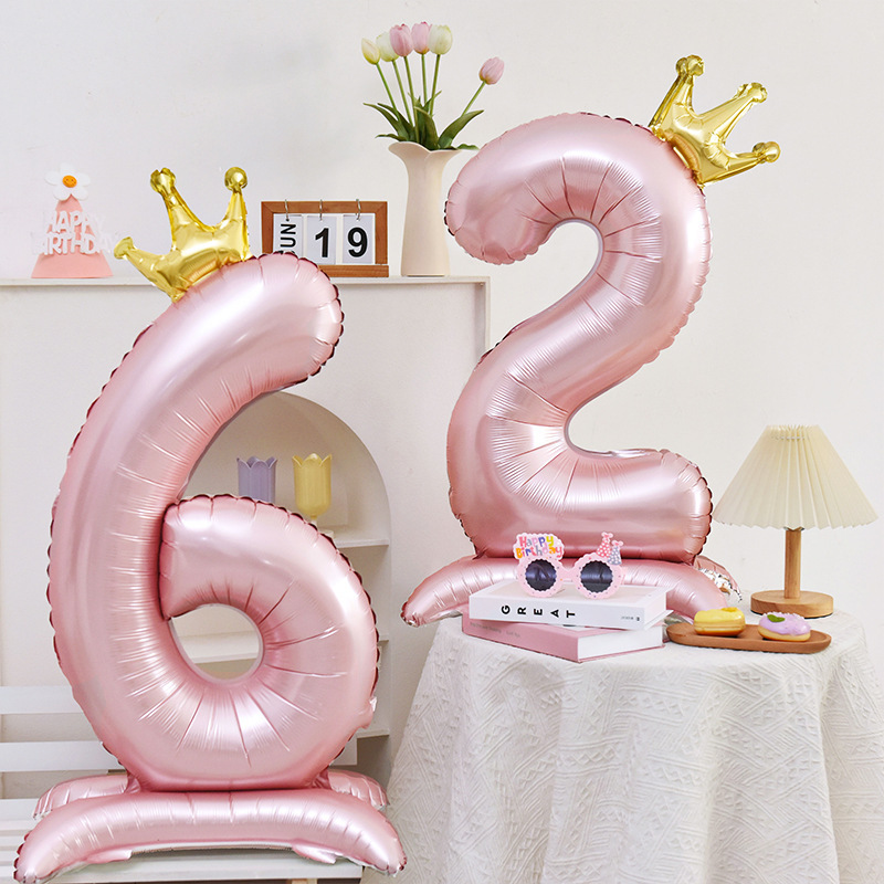 Pink standing crown retro digital balloon baby girl birthday first birthday arrangement photo background scene decoration