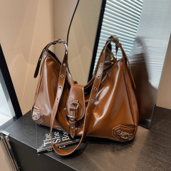 High-end retro large-capacity tote bag for women 2024 autumn and winter new versatile commuter bag single shoulder crossbody bag