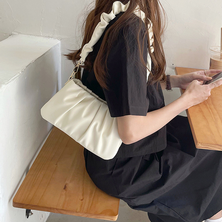 Bags for Women Summer 2023 New White Pleated Cloud Underarm Bag Texture Niche Versatile Shoulder Crossbody Bag