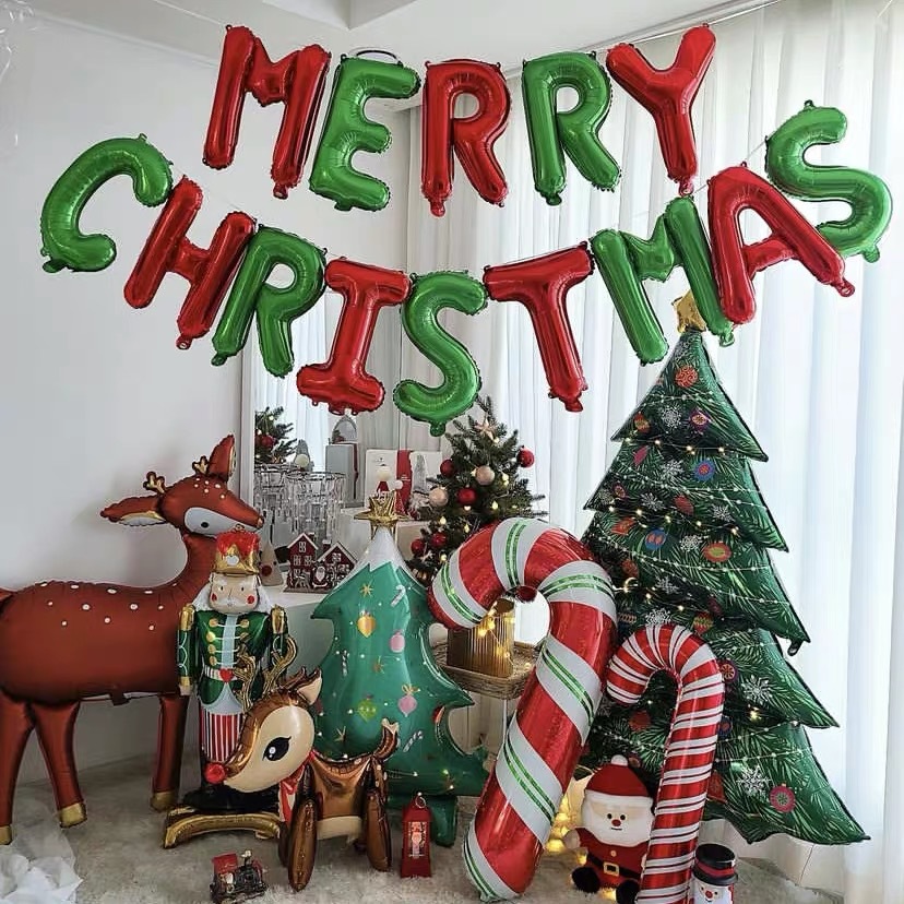 Christmas decoration aluminum film balloon New Year's Day party background layout Elk Snowman Christmas tree balloon wholesale