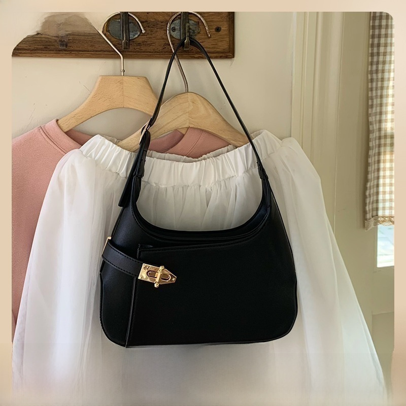 Niche design texture armpit bag new temperament versatile commuter shoulder bag black small handbag for women