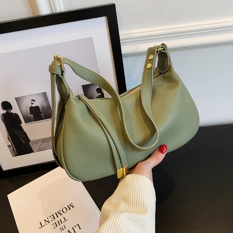 Large-capacity bag for women spring and summer new style simple shoulder crossbody bag niche fashion portable dumpling bag