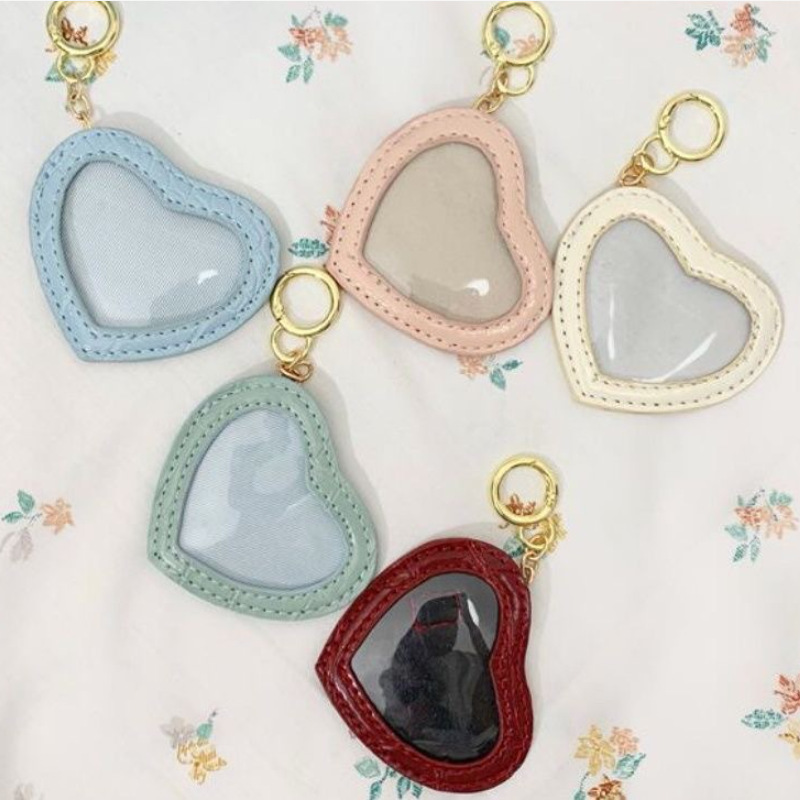 Heart-shaped Baji Guzi badge storage bag Creative love Baji bag animation peripheral star medal hanging bag