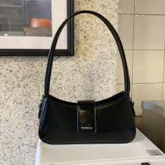 Textured handbags, niche underarm bags, new fashion commuter bags, baguette bags, versatile single shoulder crossbody bags