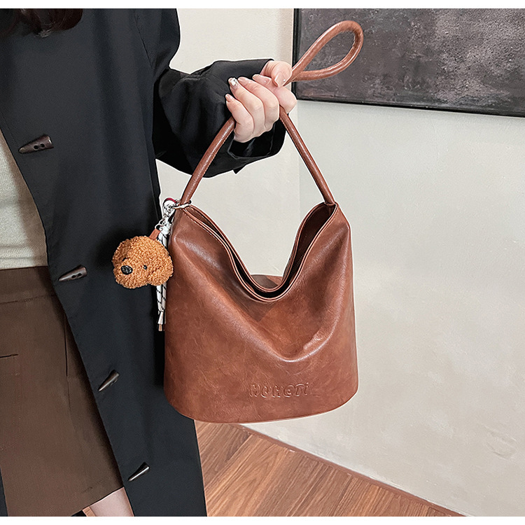Tote bag retro small bag women's new casual class shoulder underarm bag fashion portable bucket bag crossbody bag