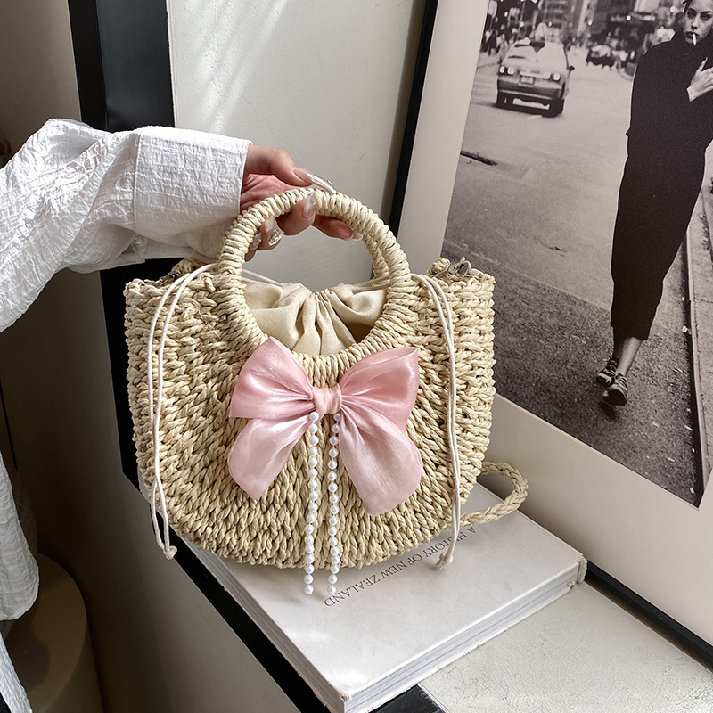 Resort style seaside straw beach bag 2024 summer new fashion woven handbag sweet shoulder crossbody bag