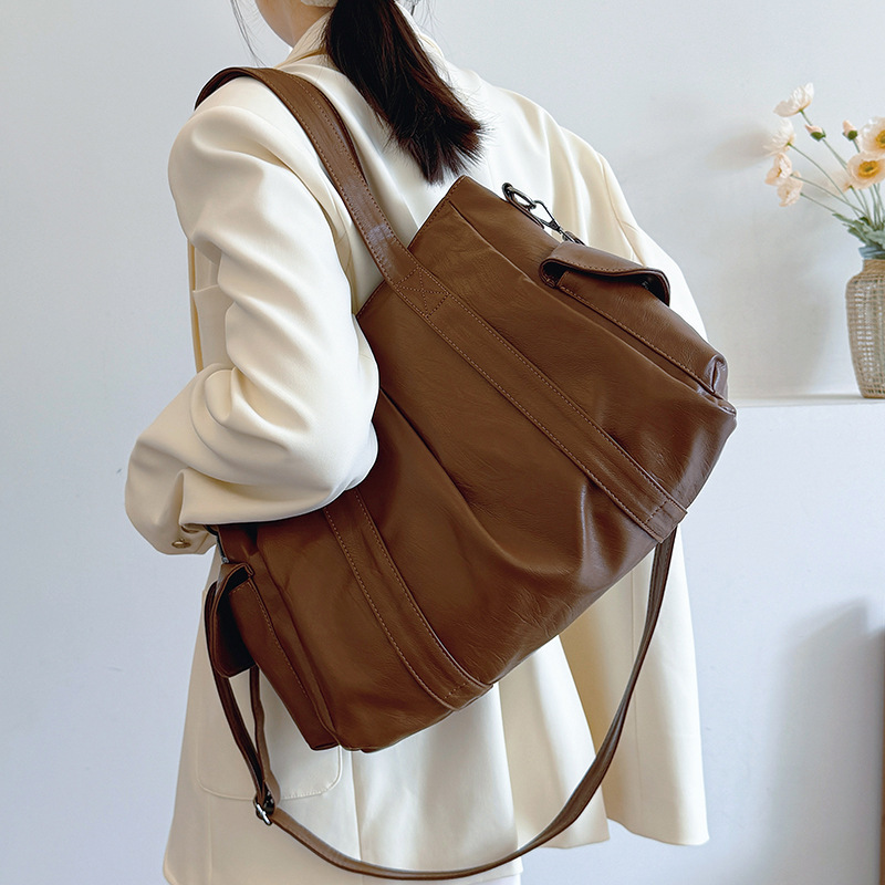 Casual Commuting Large Capacity Bag Women 2024 New Popular Versatile Crossbody Bag Retro Shoulder Handheld Tote Bag
