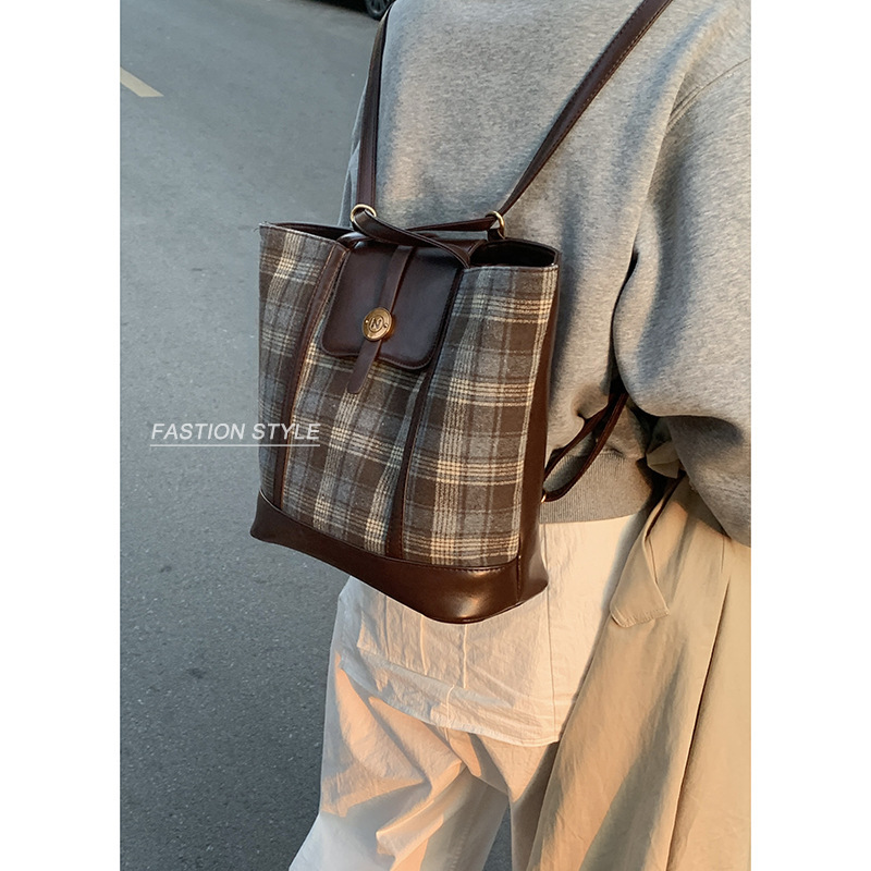 Autumn Woolen Plaid Large Capacity Bag Women's 2024 New Retro Tote Bag Versatile Casual Backpack