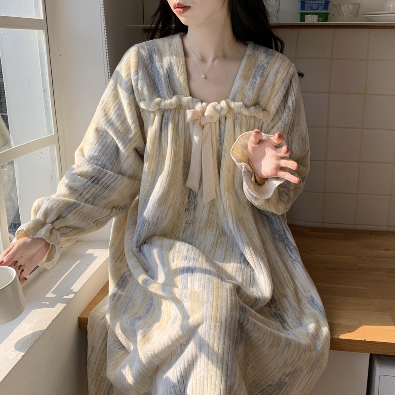 Coral velvet floral nightgown for women winter new princess style loose long skirt cute girl home wear skirt autumn and winter
