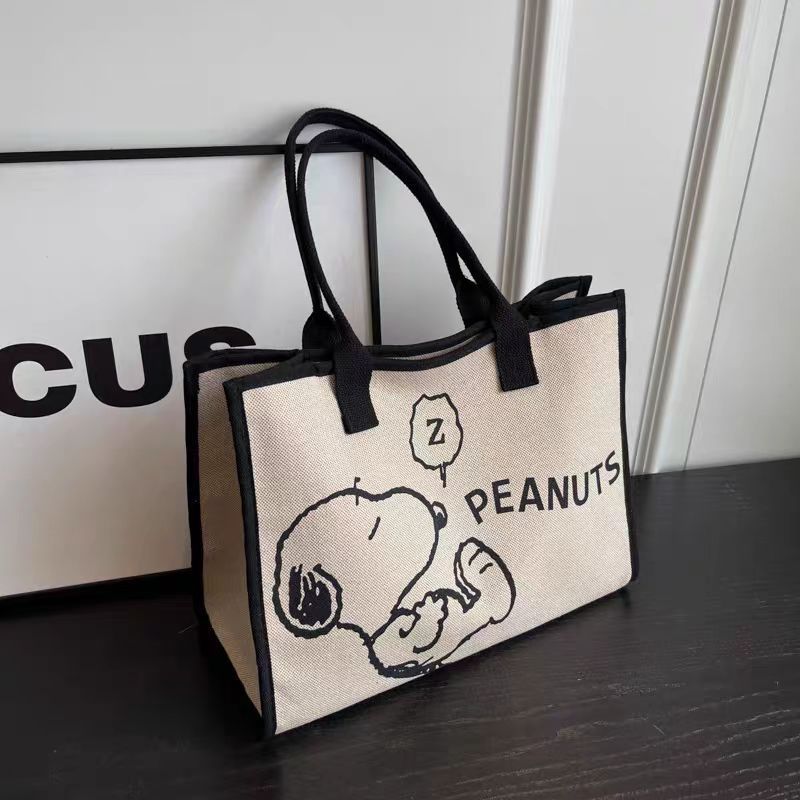 Snoopy Tote Bag Women's Large Capacity Bag 2024 New Trendy Cartoon Handbag Shopping Bag Single Shoulder Canvas Bag