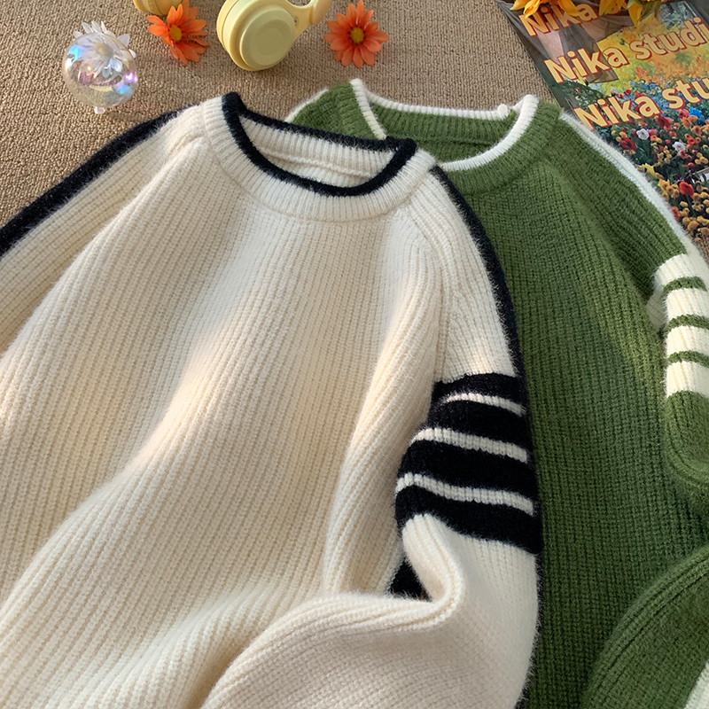 Hong Kong style autumn and winter new contrast color round neck sweater men's loose pullover sweater