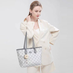 Tote bag large capacity women's summer shopping bag 2024 new handbag niche commuter high-end shoulder bag