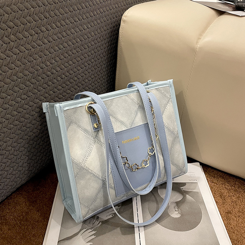 Women's Large Capacity Commuting Textured Handbag 2024 Winter New Versatile Korean Style Underarm Bag Tote Bag Women's Bag