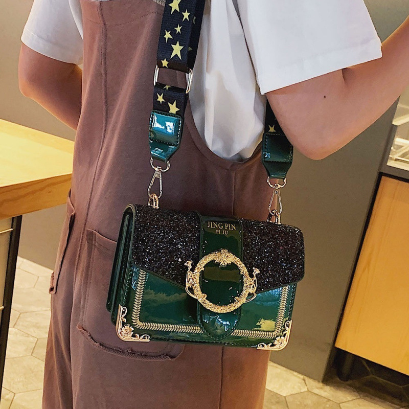 ins small bag women's versatile 2024 new trendy Korean version crossbody one-shoulder fashion sequined wideband small square bag