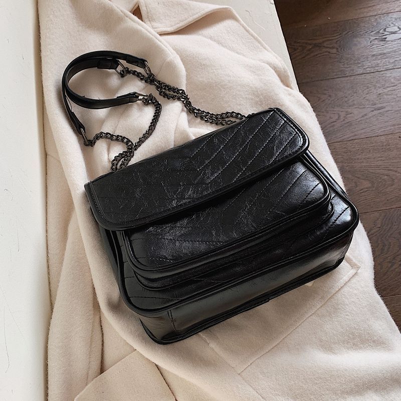 Black bag with a western style for women, new trendy Korean version, versatile textured crossbody bag, fashionable shoulder bag, cross-border