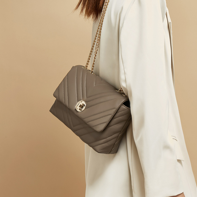 2024 new high-grade rhombus leather women's bag genuine leather large capacity handbag commuter chain bag