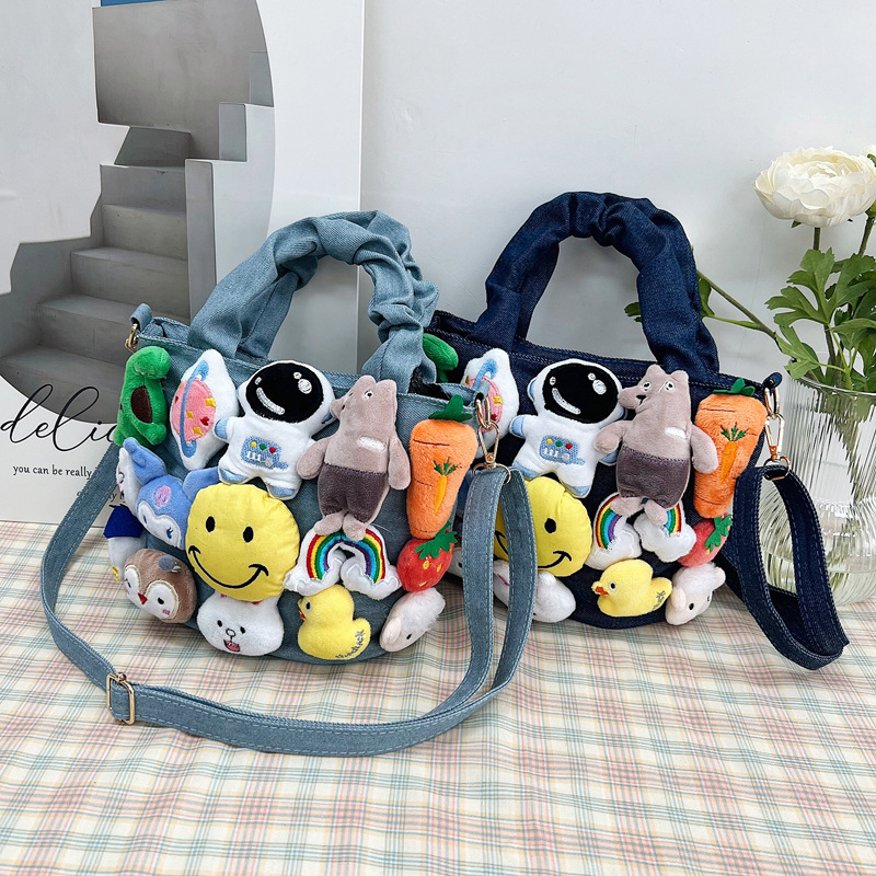 Original design small fresh girl cartoon doll handbag fashion trendy Korean style crossbody bag