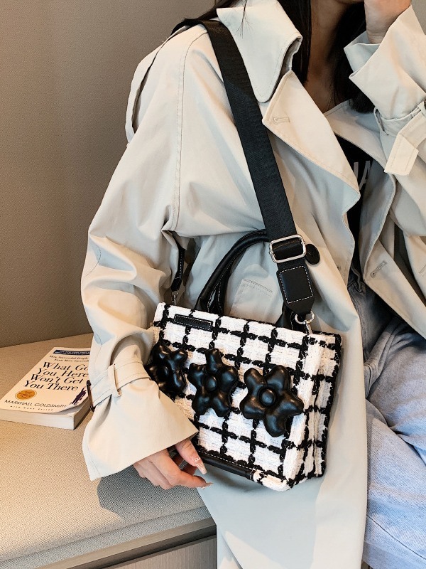 Textured tote bag woolen winter style woolen shoulder crossbody bag handbag bag women 20 new foreign trade