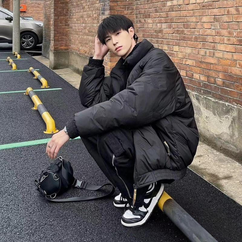 [Internet Photo] High-quality American retro loose stand-up collar waterproof thickened bread cotton jacket