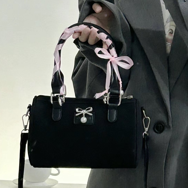 Korean fashion trendy high-end Boston bag niche girl heart bow portable commuting shoulder crossbody bag