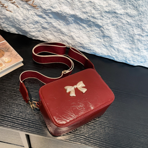 Bow-tie small square bag women's niche design light luxury high-quality texture 2024 new one-shoulder cross-body armpit bag