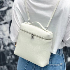 LP's new Togo first-layer cowhide white backpack large capacity genuine leather crocodile pattern genuine leather versatile backpack